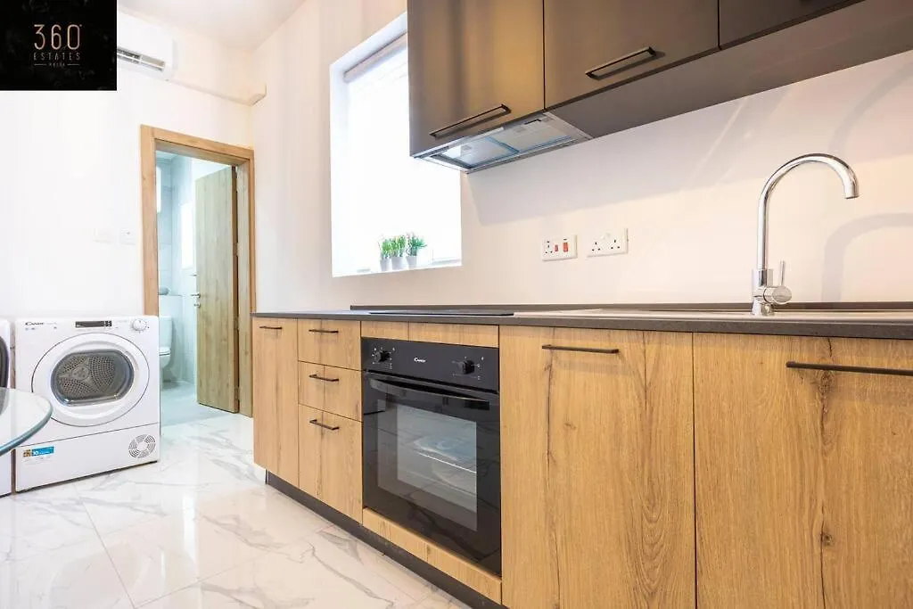 Apartament A Lovely Duplex Maisonette Just Of Spinola W/Wifi By 360 Estates St. Julian's Malta